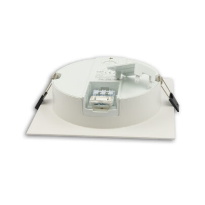 LED Downlight Prism blendungsreduziert 18W, IP54, warmweiß, dimmbar